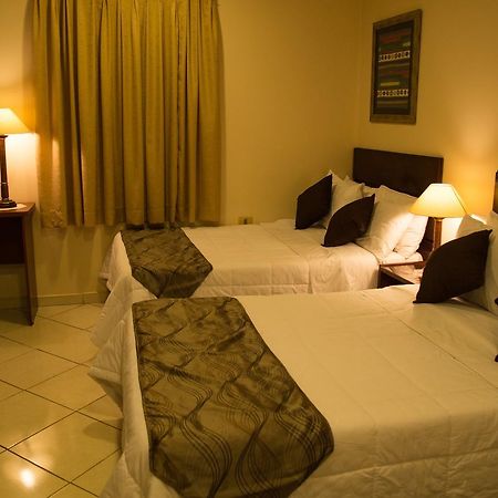 Asuncion Gran Hotel Ciudad del Este Kültér fotó