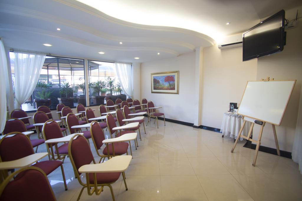 Asuncion Gran Hotel Ciudad del Este Kültér fotó