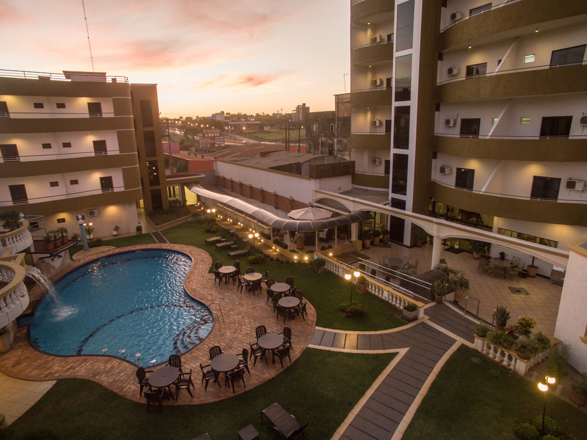 Asuncion Gran Hotel Ciudad del Este Kültér fotó